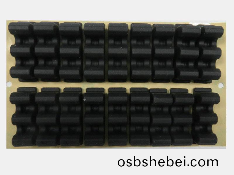 音(yin)響腳(jiao)墊